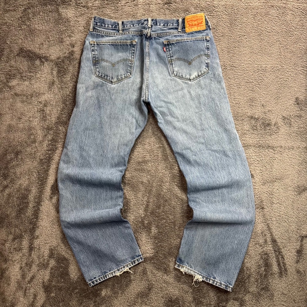 Levis 505 Regular Fit Straight Leg Jeans Light Wash Denim 38x32 00505-4886